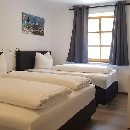 House Alpeneck 3*