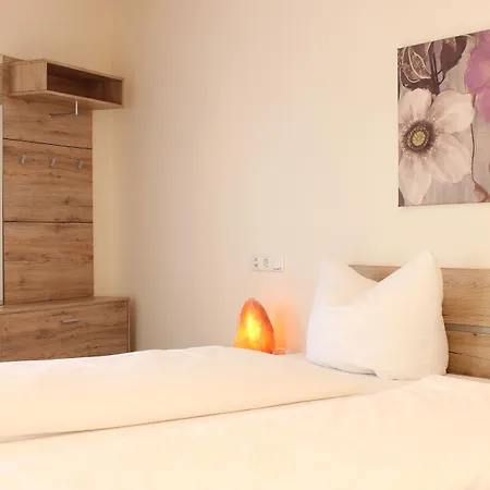 House Alpeneck Otel 3*