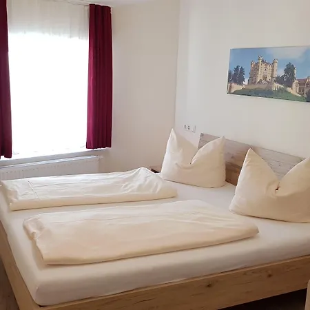House Alpeneck Otel 3*