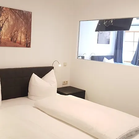 House Alpeneck Szálloda 3*