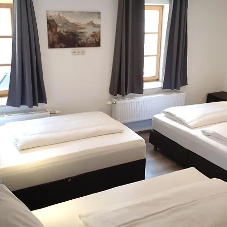 Otel House Alpeneck 3*