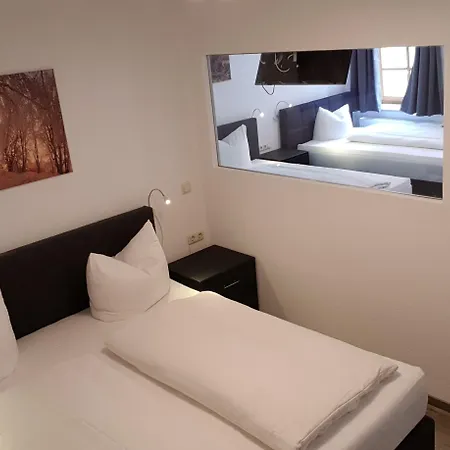 House Alpeneck Otel 3*