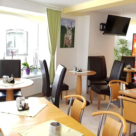 House Alpeneck Hotel 3*