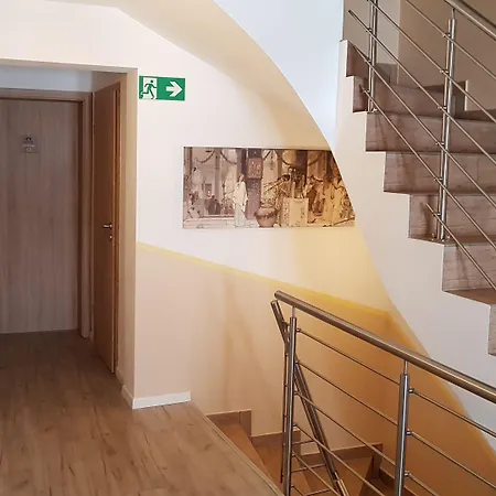 House Alpeneck 3*