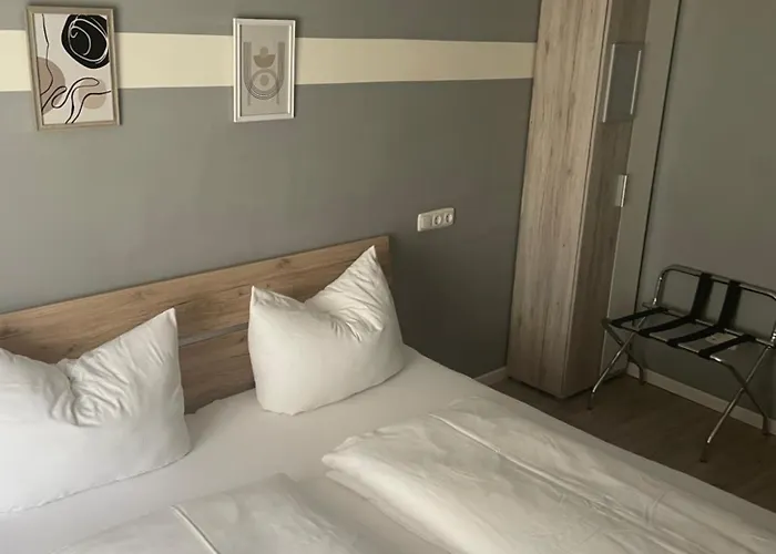 מלון House Alpeneck 3*