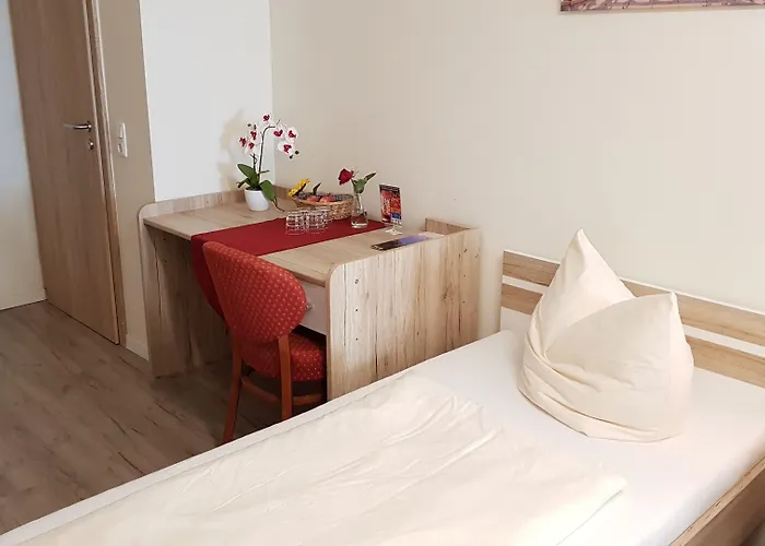 מלון House Alpeneck 3*